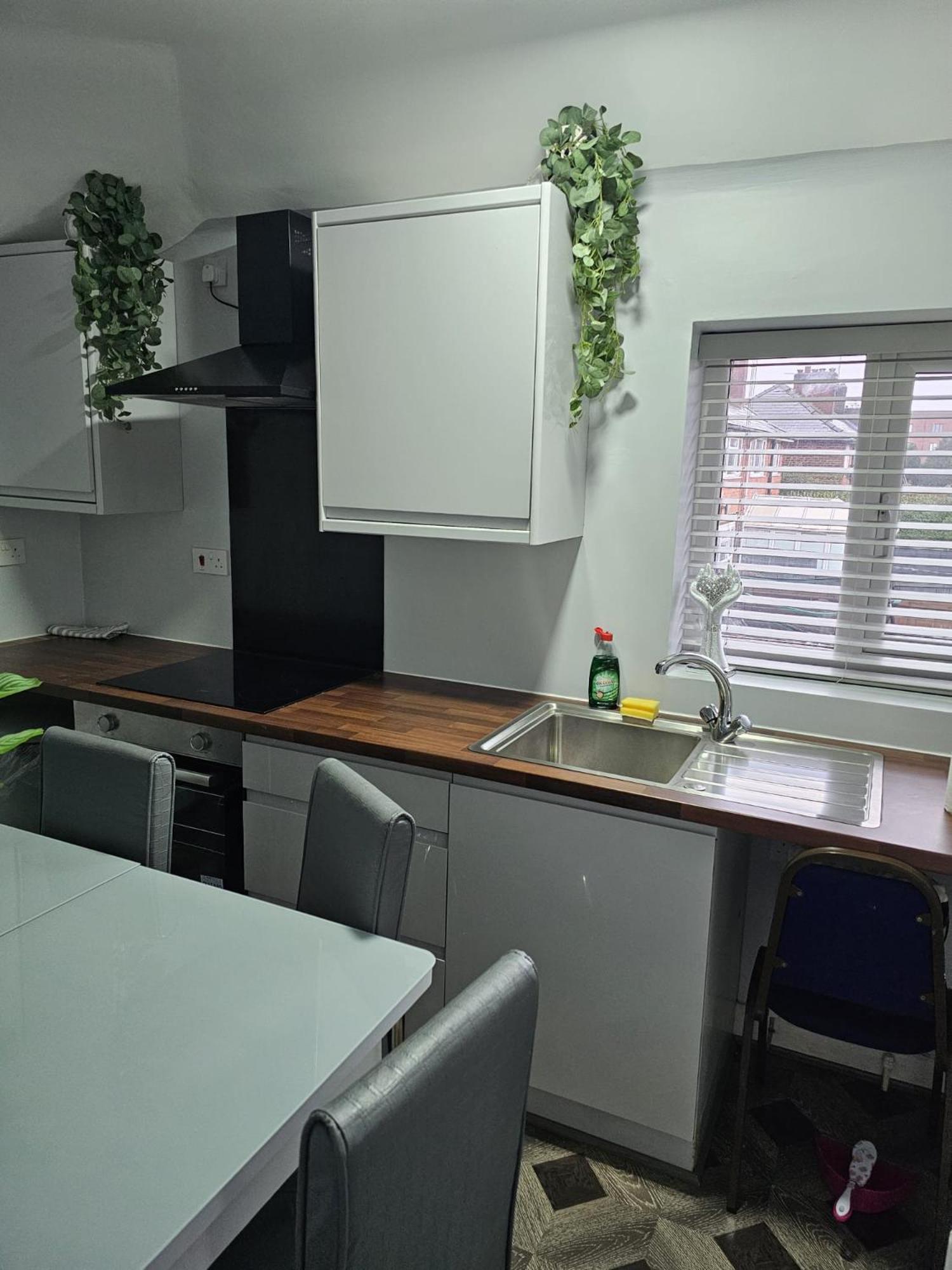 Worem House-ensuiet Guest house Manchester